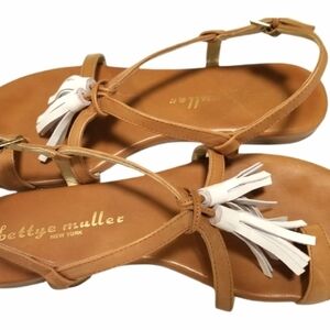 Bettye Muller Tassel sandal, Color Brown, Size 8.5
